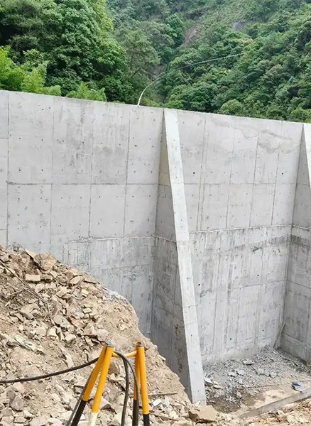 晋中祁县重力式挡土墙